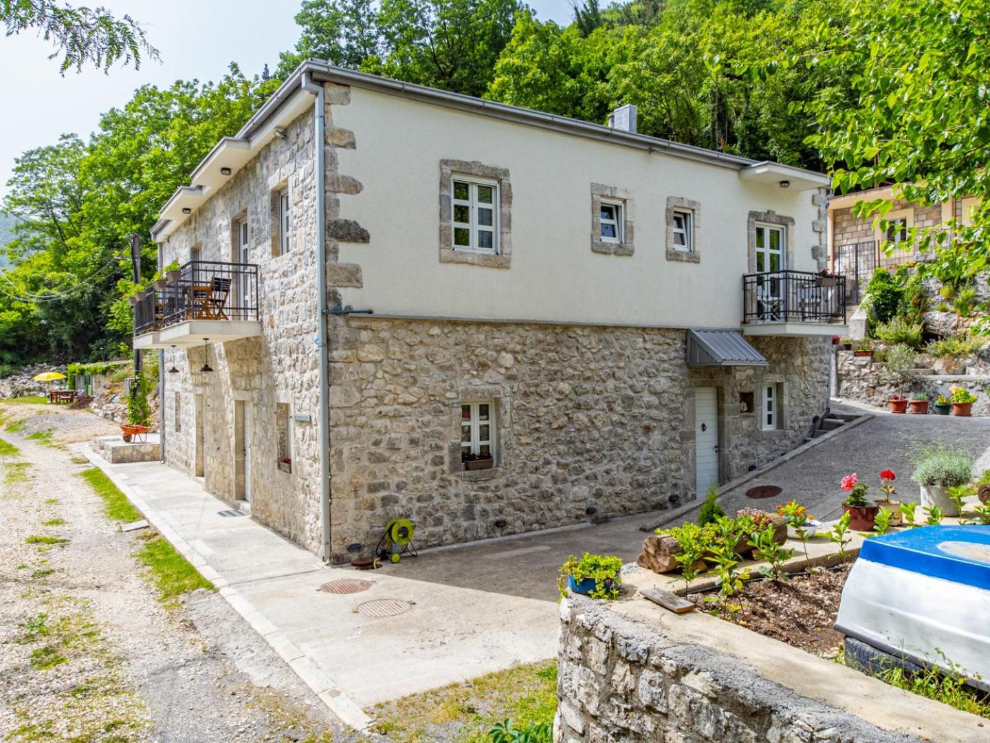 Skala Luxury Rooms Cetinje Exterior foto